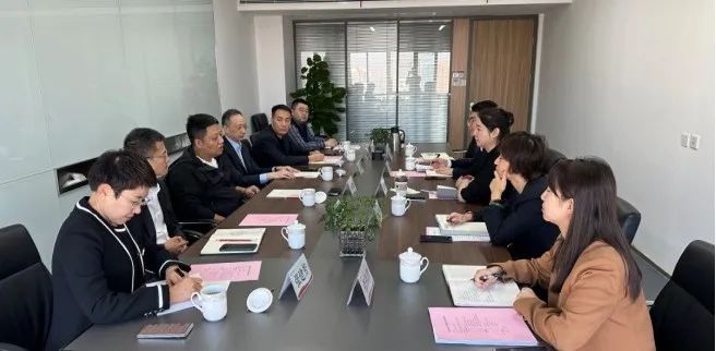 西安投資控股副總經(jīng)理王一梅會(huì)見(jiàn)興業(yè)銀行西安分行黨委委員、副行長(zhǎng)一行